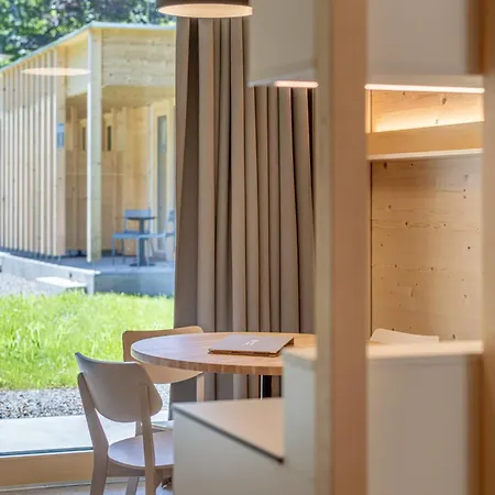 Am - 11 Karren Apartamento